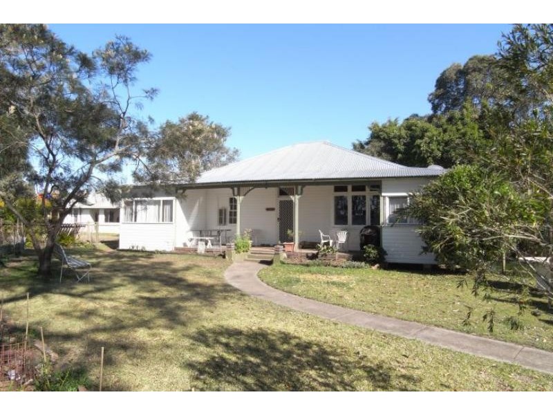 7 Machin Pde, Wingham NSW 2429