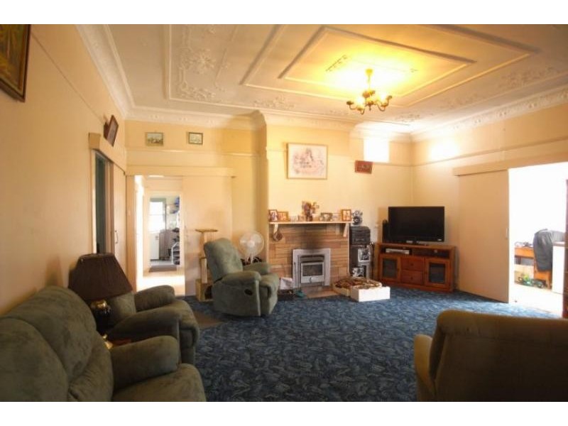 7 Machin Pde, Wingham NSW 2429