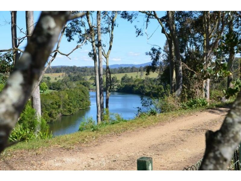 7 Machin Pde, Wingham NSW 2429