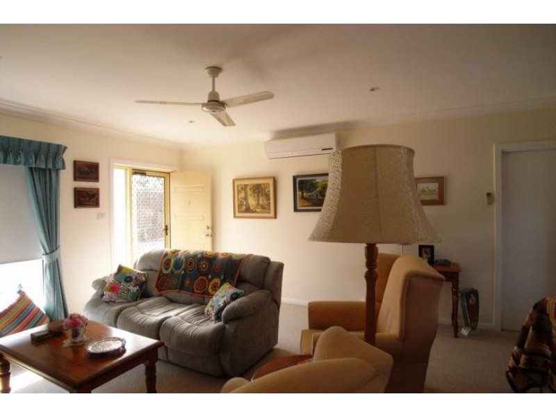 1/39 Combined St, Wingham NSW 2429