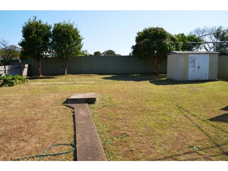 5 Mortimer St, Wingham NSW 2429