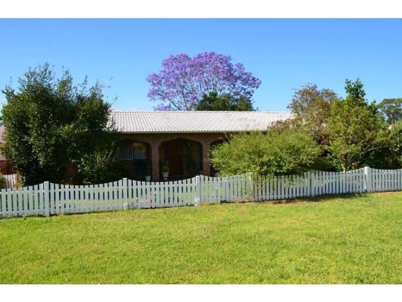 42 Appletree St, Wingham NSW 2429