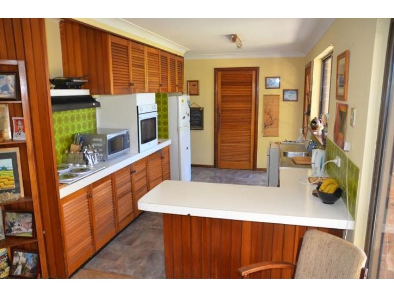 42 Appletree St, Wingham NSW 2429