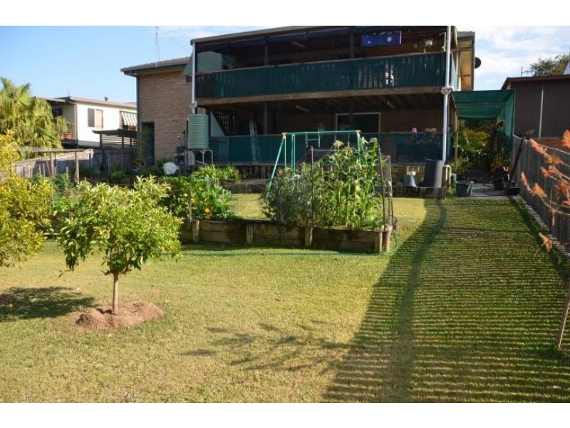 13 Gollan St, Wingham NSW 2429