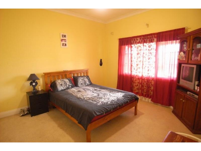 15 Canget St, Wingham NSW 2429