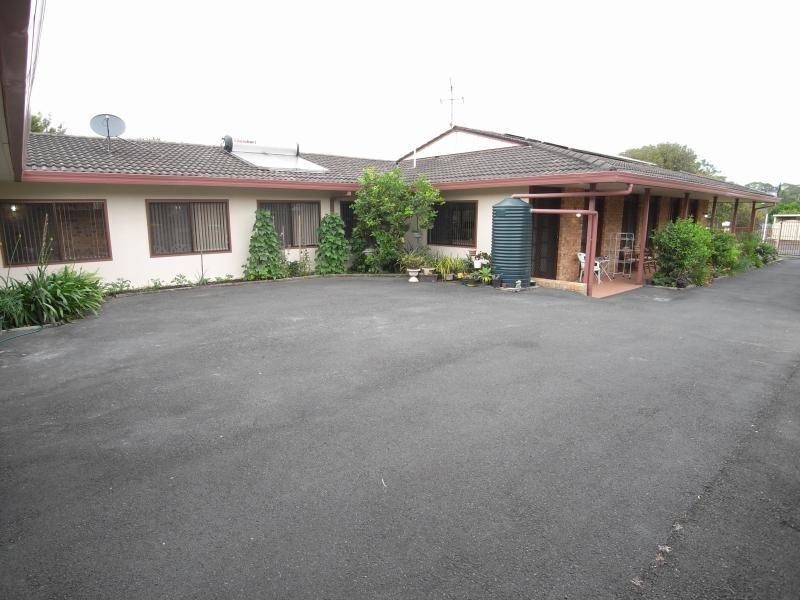 37 Dugdale Ave, Taree NSW 2430