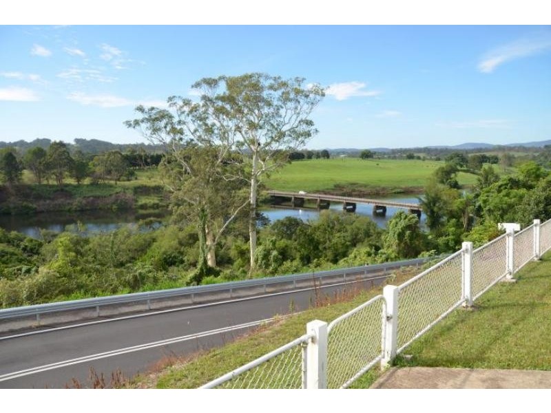 5 Lobban Rd, Wingham NSW 2429