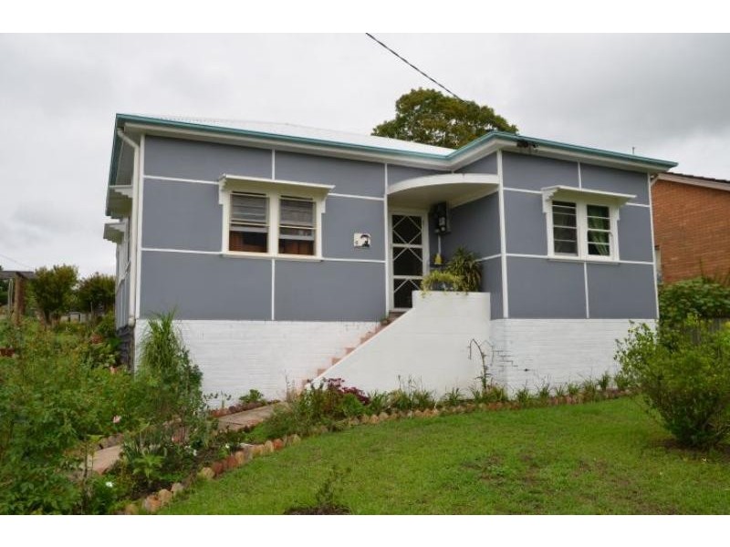 6 Killawarra St, Wingham NSW 2429