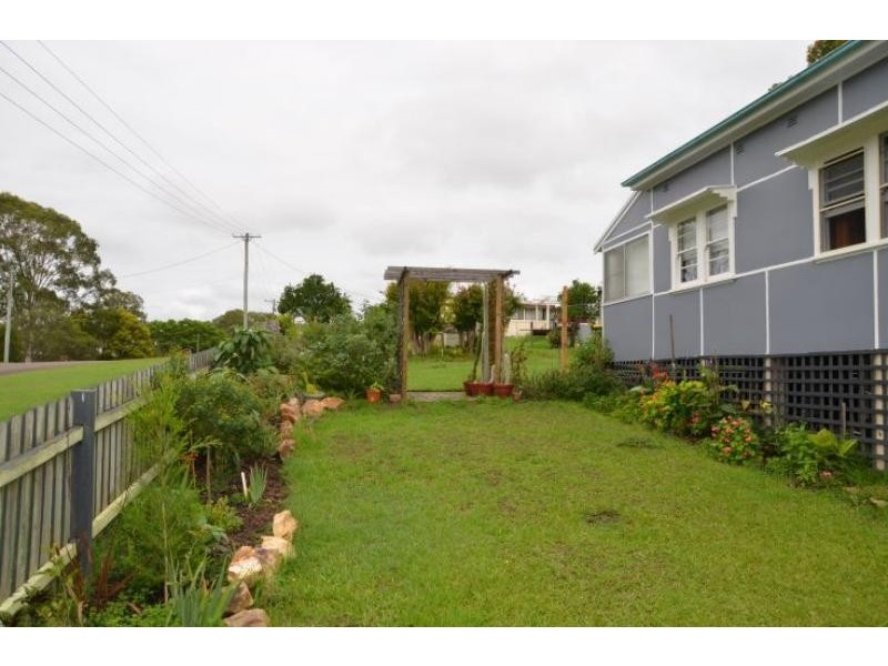 6 Killawarra St, Wingham NSW 2429