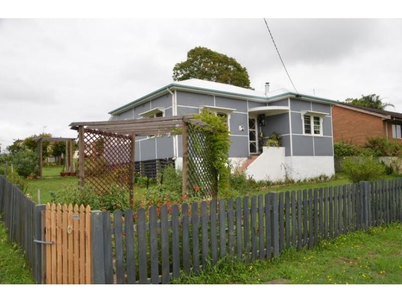 6 Killawarra St, Wingham NSW 2429