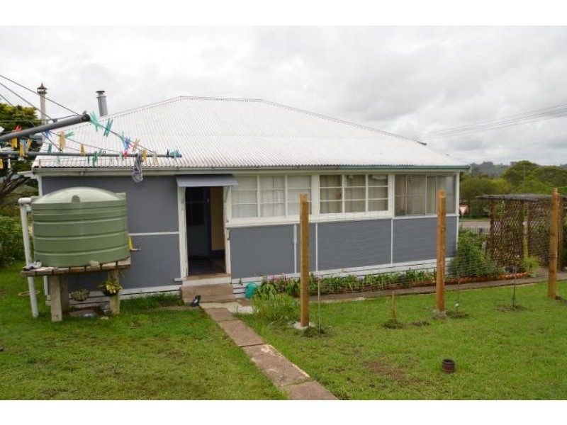 6 Killawarra St, Wingham NSW 2429