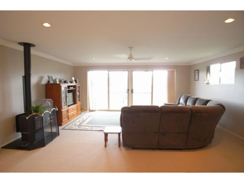 4 Kindarun Cl, Wingham NSW 2429