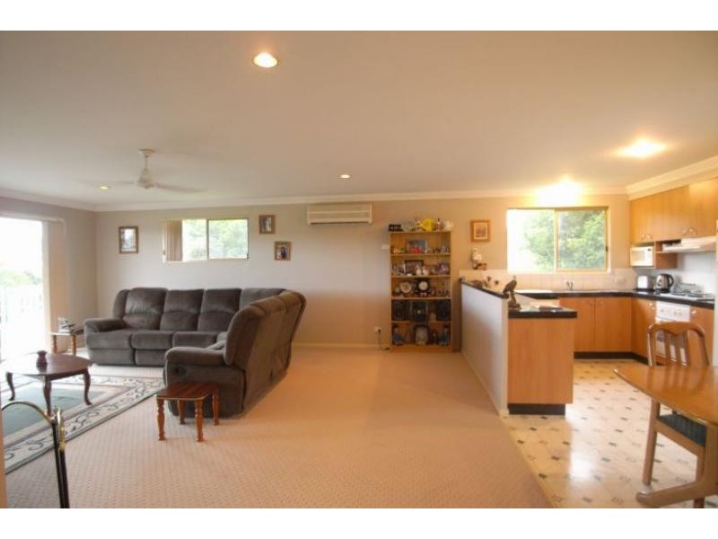 4 Kindarun Cl, Wingham NSW 2429