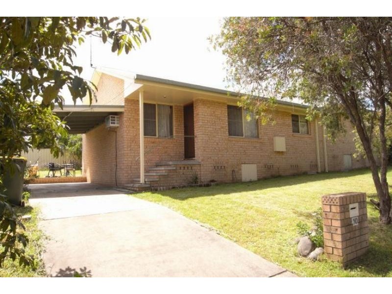 10 Gollan St, Wingham NSW 2429