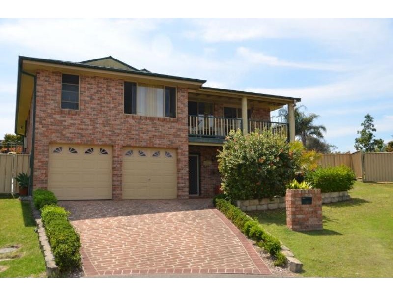 6 Bell Cl, Wingham NSW 2429