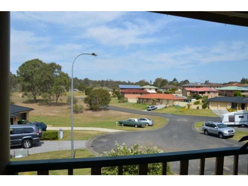 6 Bell Cl, Wingham NSW 2429