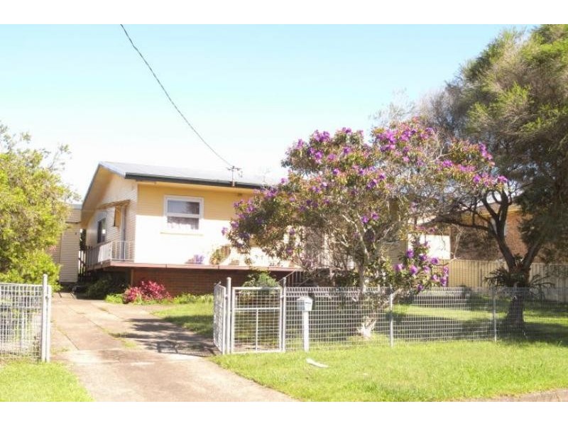 46 Richardson St, Wingham NSW 2429