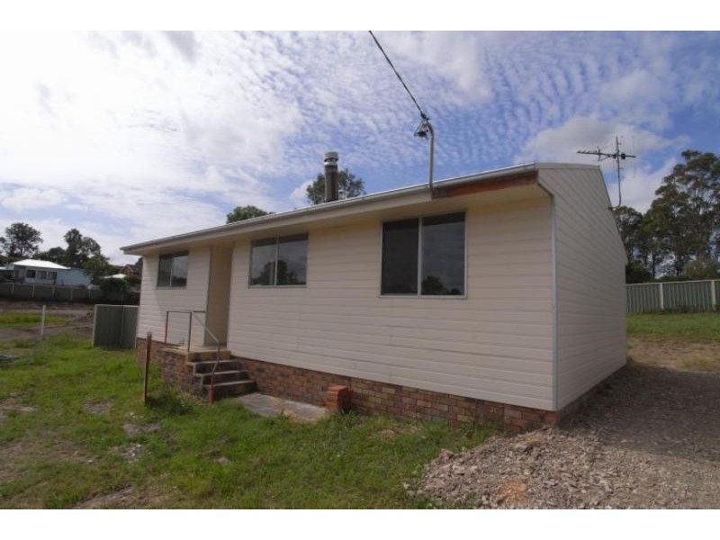 36 Summerville St, Wingham NSW 2429