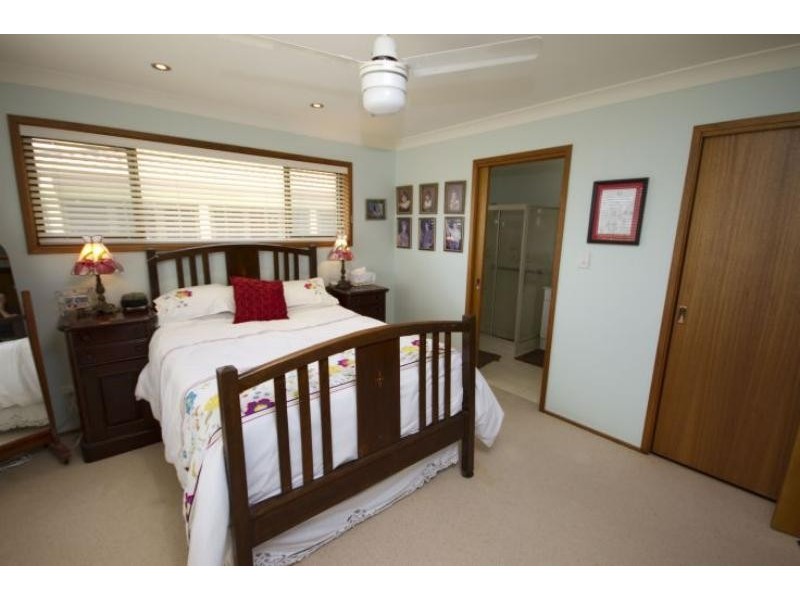 24 Wyoming St, Wingham NSW 2429