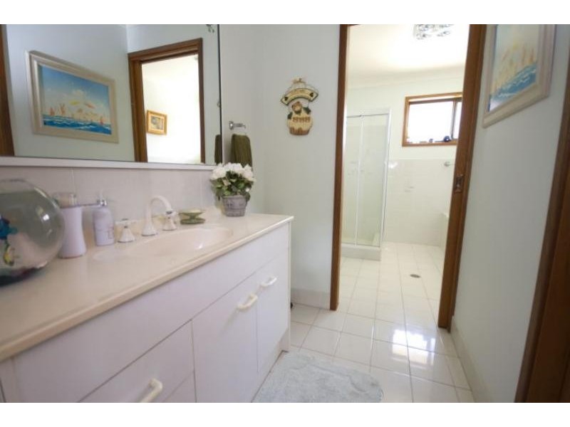 24 Wyoming St, Wingham NSW 2429