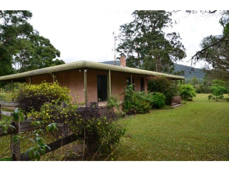 347 Careys Rd, Hillville NSW 2430