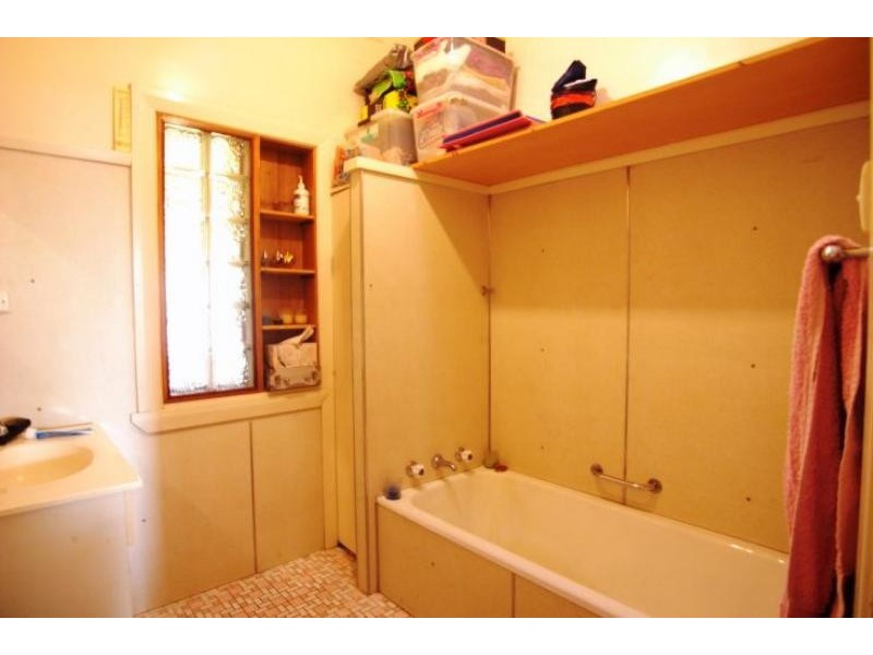 44 Farquhar St, Wingham NSW 2429