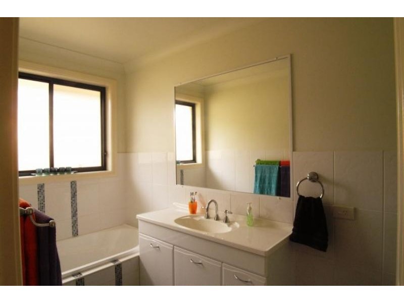 25 Burdett St, Tinonee NSW 2430