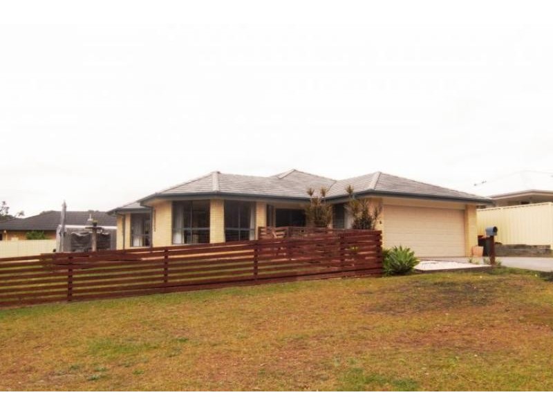 25 Burdett St, Tinonee NSW 2430