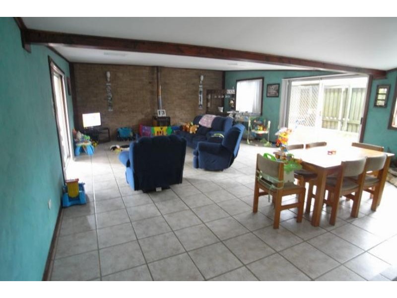 24 South Dennes St, Wingham NSW 2429