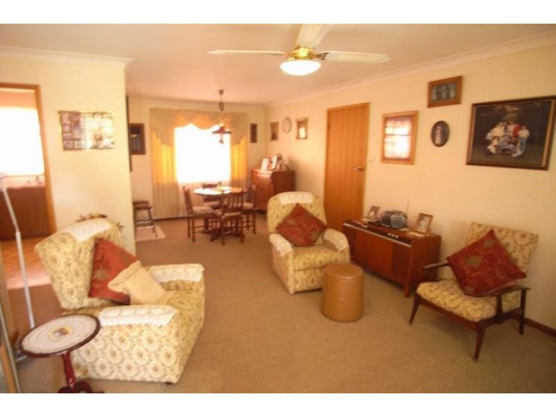Unit 1/22 Combined St, Wingham NSW 2429