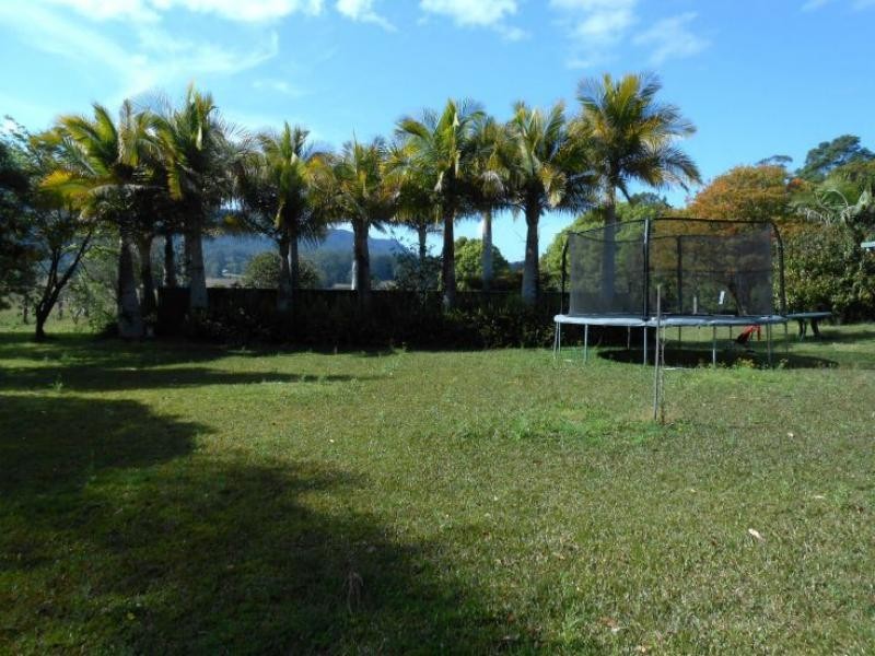 8 Koppin Yarratt Rd, Lansdowne NSW 2430