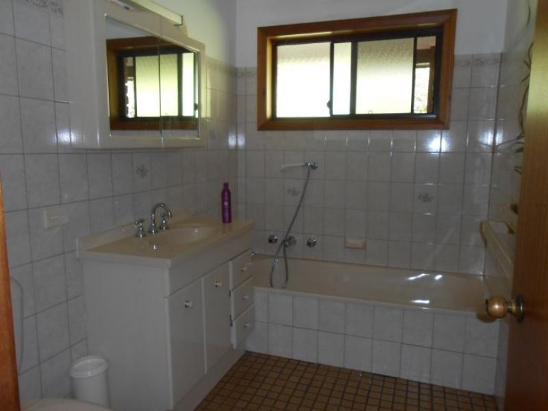 8 Koppin Yarratt Rd, Lansdowne NSW 2430
