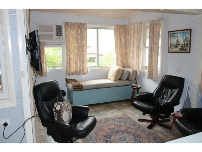 35 Farquhar St, Wingham NSW 2429