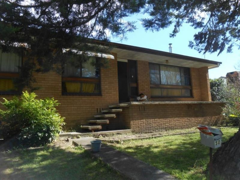 50 Queen St, Wingham NSW 2429