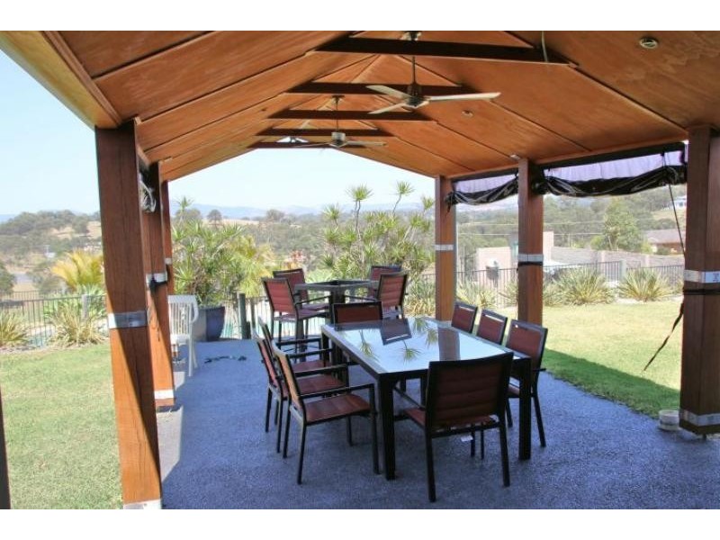 6 Helmich Cl, Wingham NSW 2429