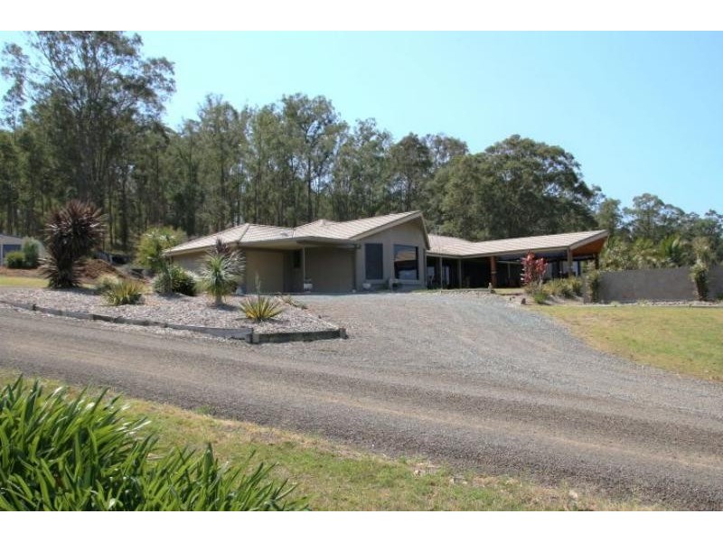 6 Helmich Cl, Wingham NSW 2429