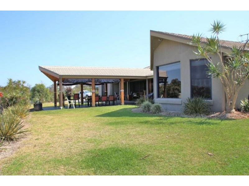 6 Helmich Cl, Wingham NSW 2429