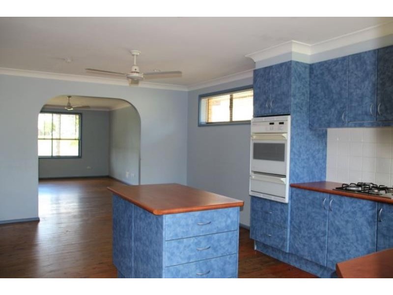 27 Combined St, Wingham NSW 2429