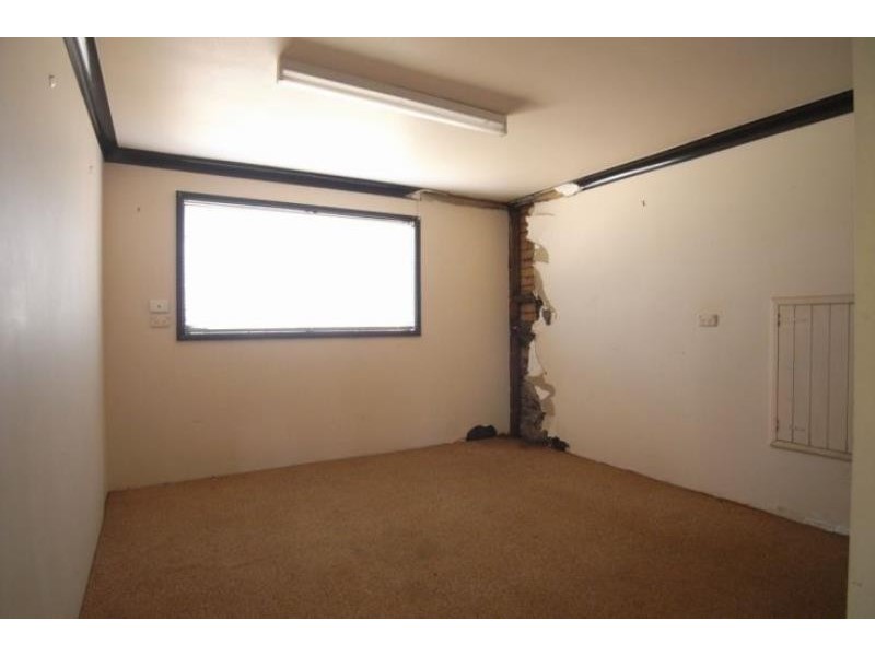 27 Combined St, Wingham NSW 2429