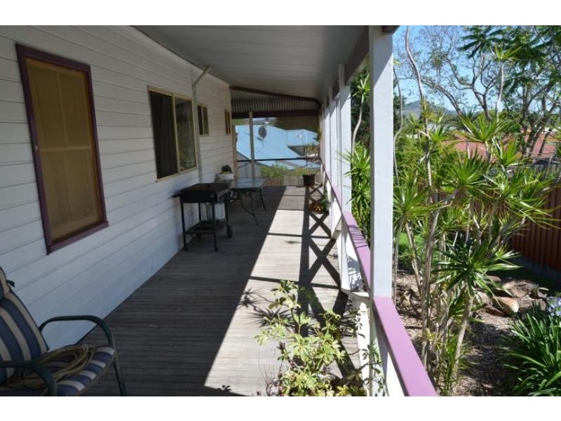 4 Bent St, Wingham NSW 2429