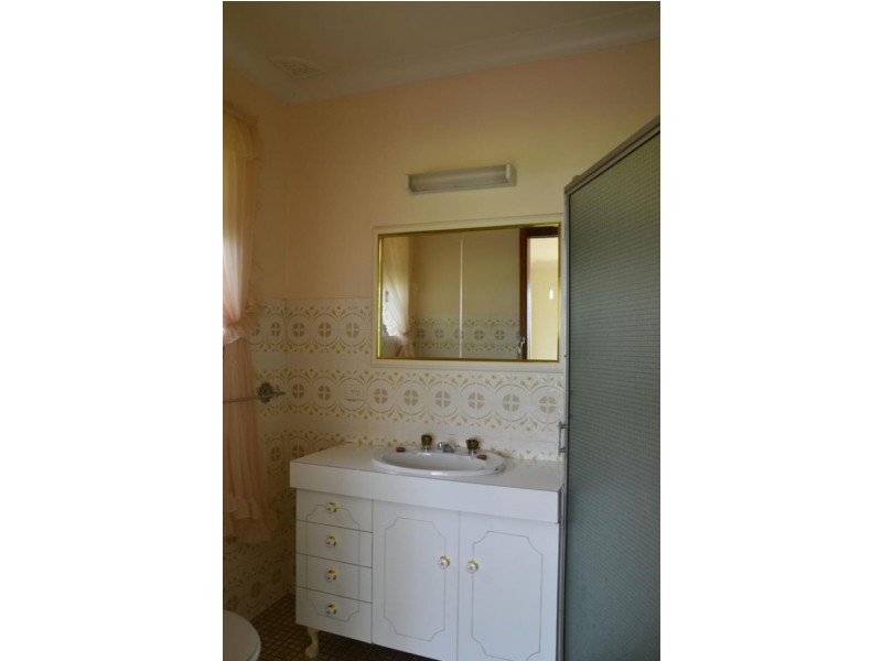 32a Bungay Rd, Wingham NSW 2429