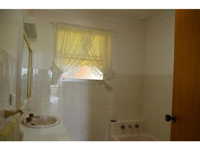 32a Bungay Rd, Wingham NSW 2429