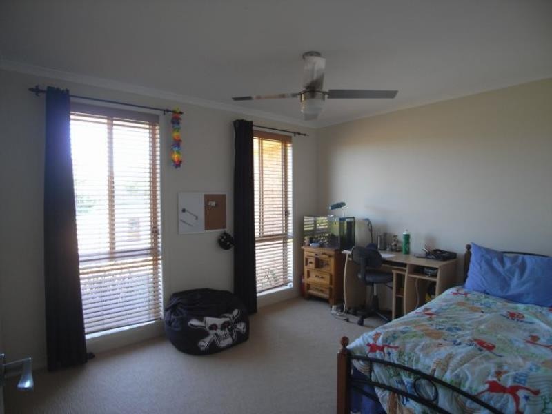 17 Country Club Dr, Wingham NSW 2429