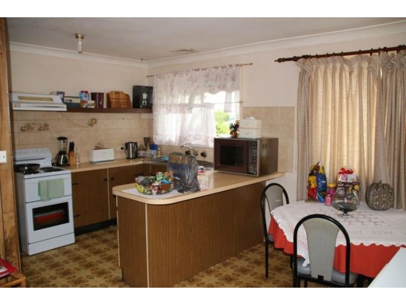 24 Stockyard Cct, Wingham NSW 2429