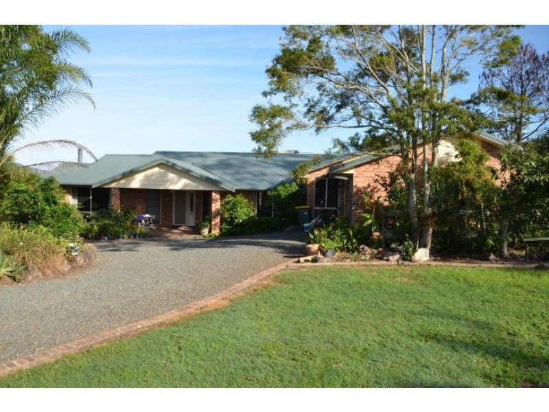 9 The Cedars Dr, Wingham NSW 2429