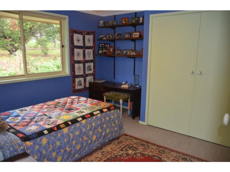 9 The Cedars Dr, Wingham NSW 2429