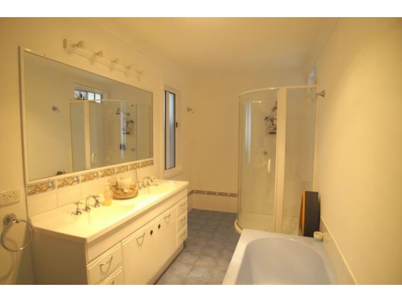 203 Marchfield Rd, Wingham NSW 2429