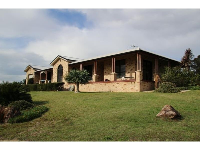 94 Skyline Dr, Wingham NSW 2429