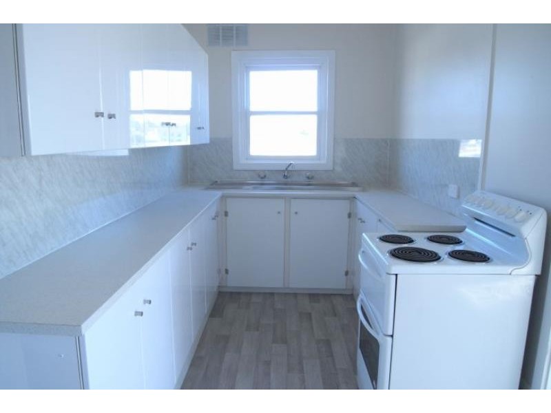 1/11 Farquhar St, Wingham NSW 2429