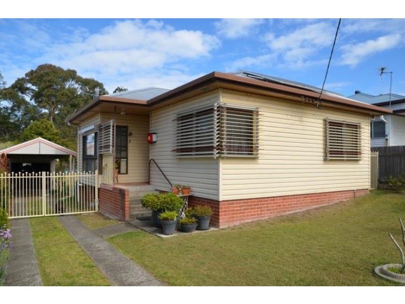 8 Fotheringham St, Wingham NSW 2429